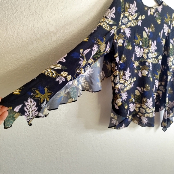 A.L.C. COOPER 100% SILK Long Sleeve OPEN BACK BLACK MULTI BLOUSE Sz 2 - Picture 5 of 10